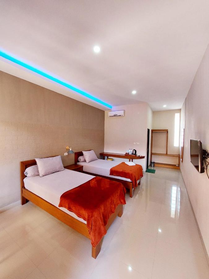 Oasis Hotel Ampana Экстерьер фото