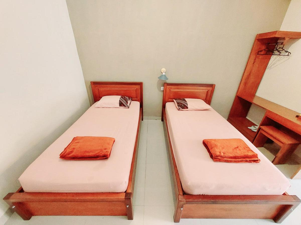 Oasis Hotel Ampana Экстерьер фото